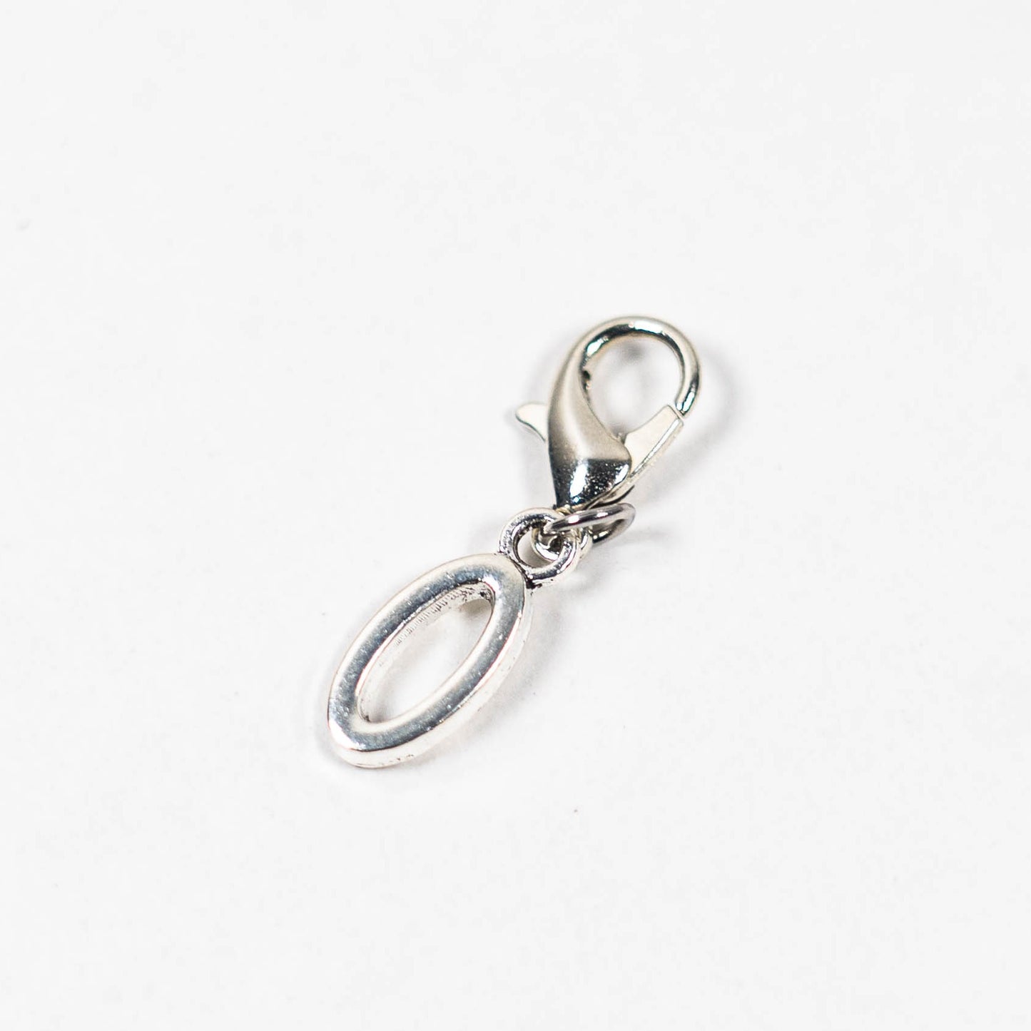 alphabet silver charm(アルファベットシルバーチャーム)