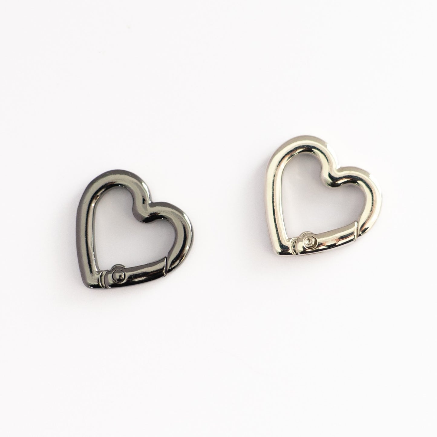 carabiner（カラビナ）