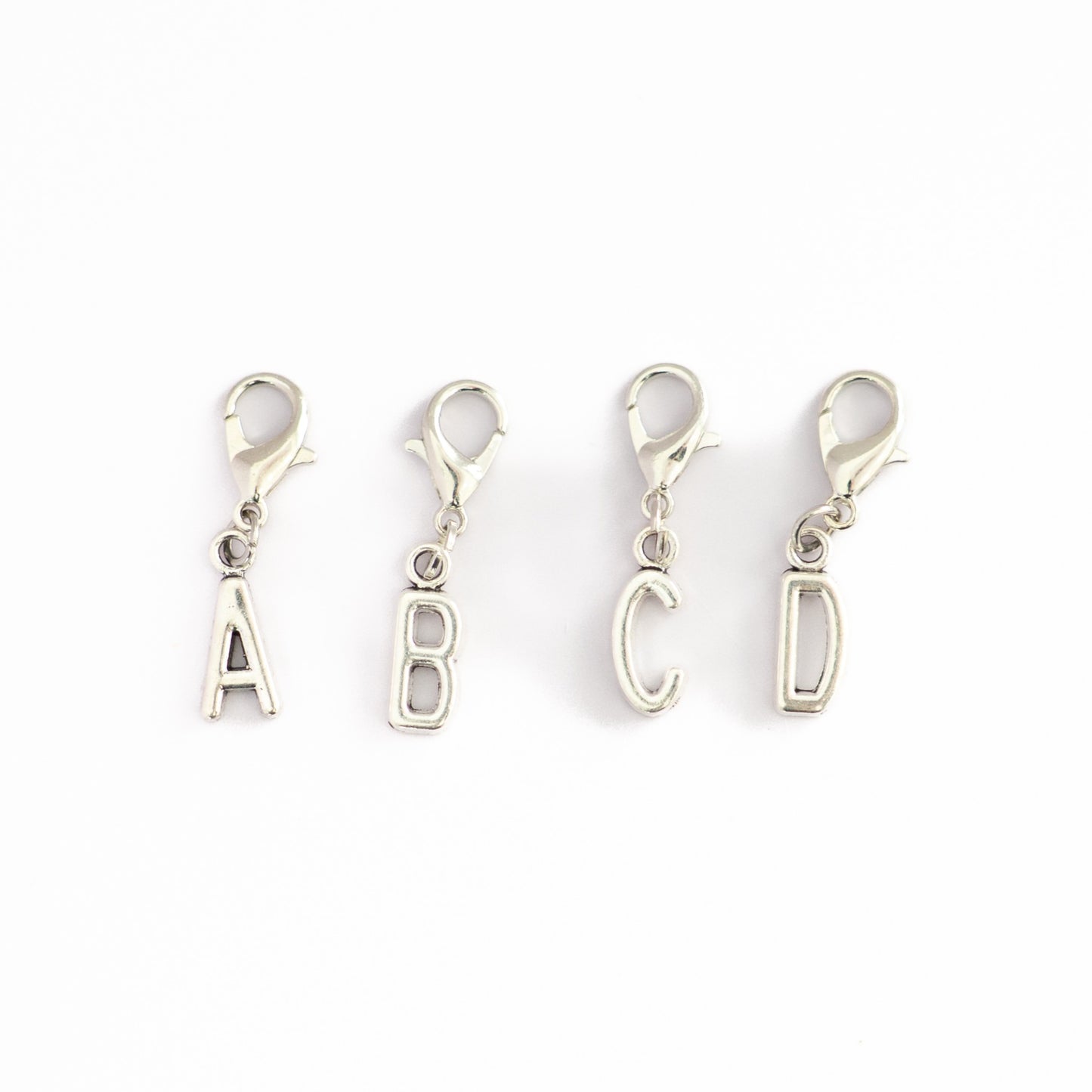 alphabet silver charm（アルファベットシルバーチャーム）