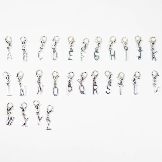 alphabet silver charm（アルファベットシルバーチャーム）