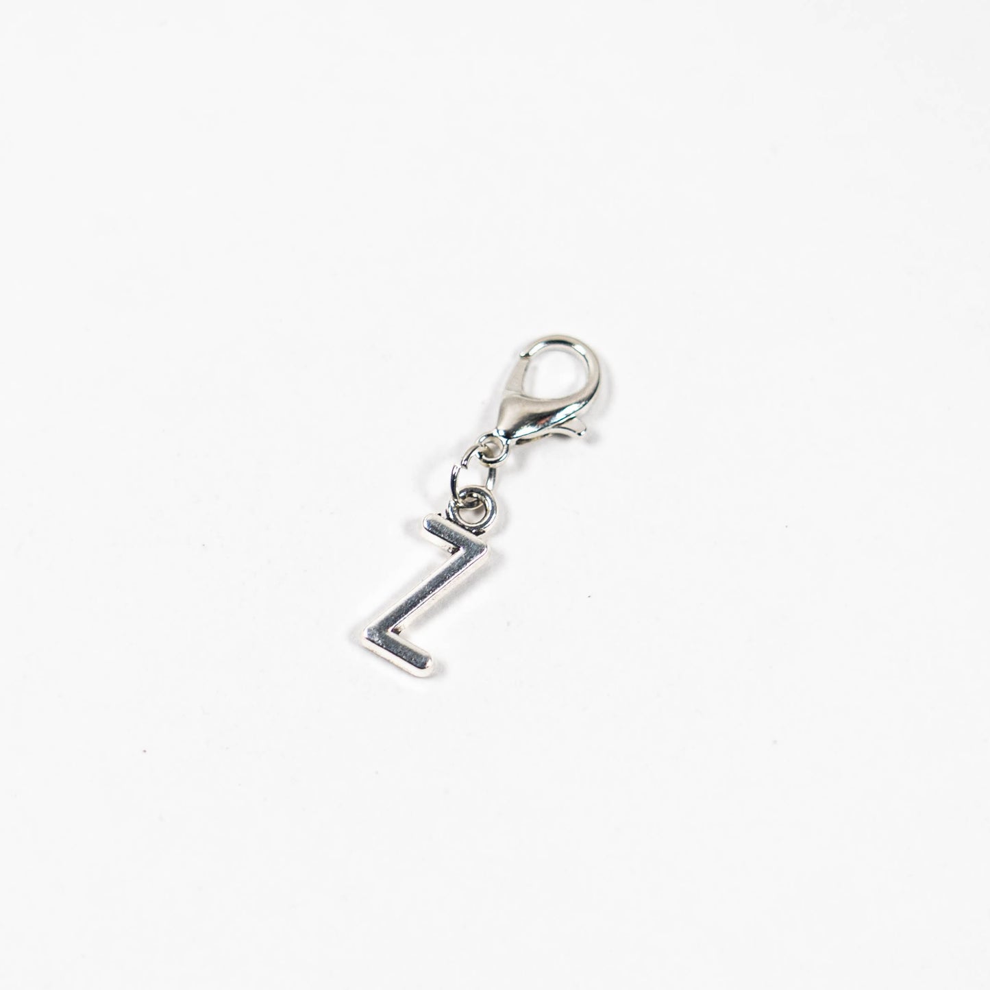 alphabet silver charm（アルファベットシルバーチャーム）