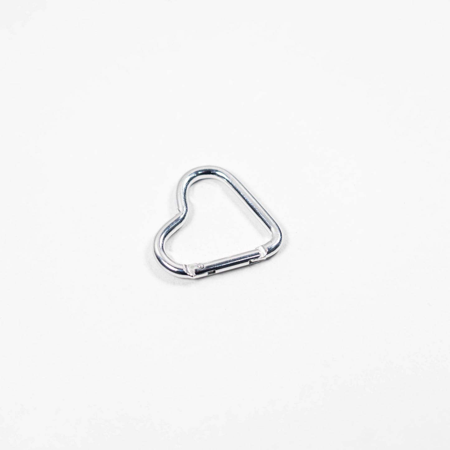 carabiner（カラビナ）