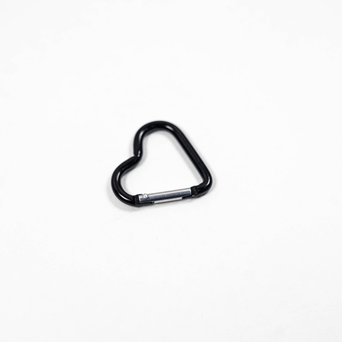 carabiner（カラビナ）
